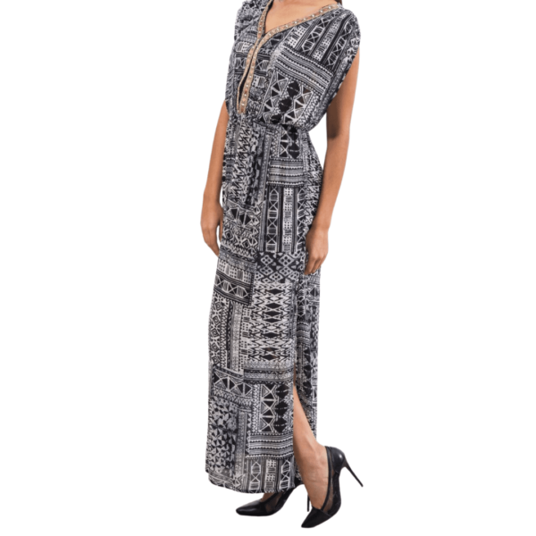Sleeveless Dress With Side Slits - Image 2
