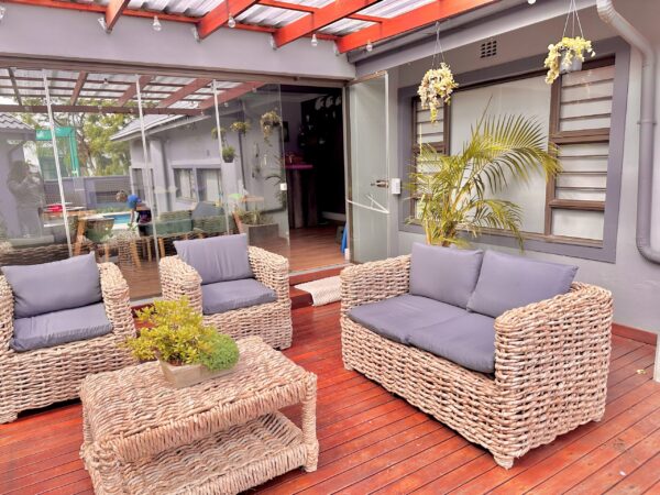 Garden Patio/Lounge - Image 10