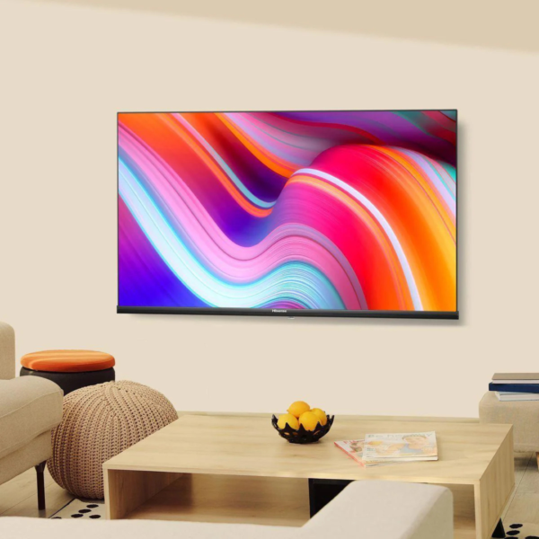 Hisense UHD 4K TV 43-inch - Image 2